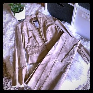 European matching Light jacket and long skirt set